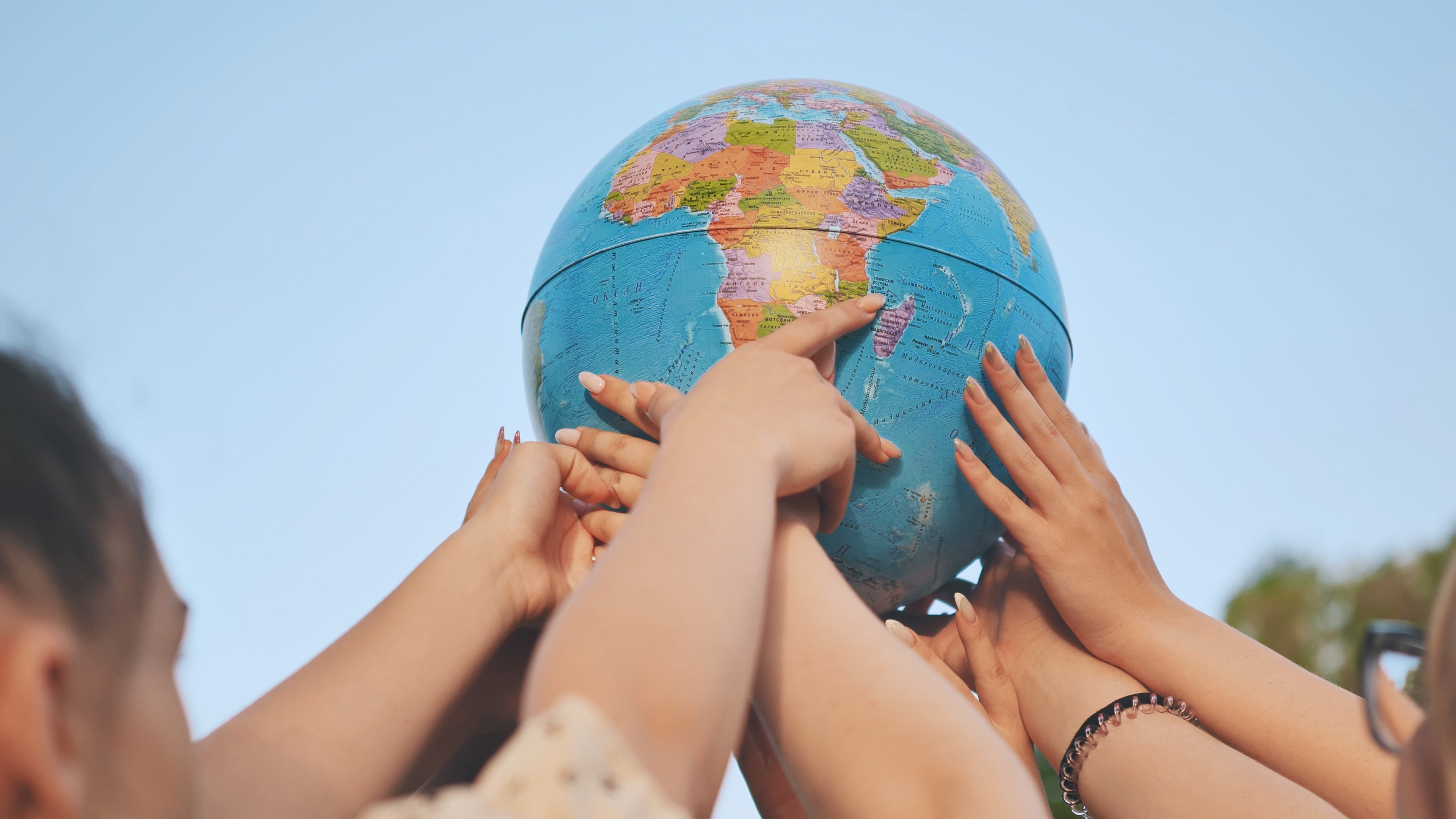 Connecting Cultures