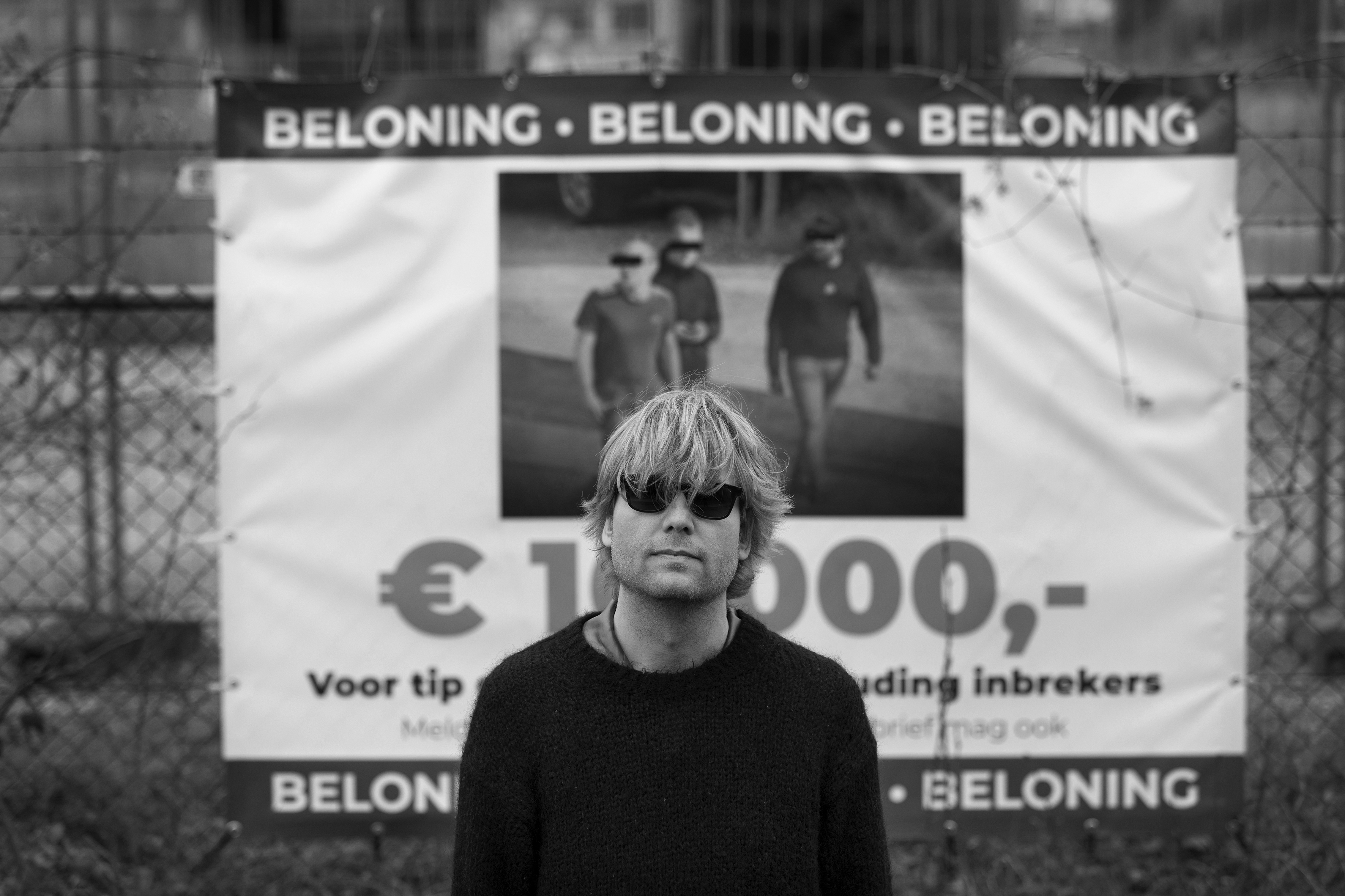 Awkward I (releasetour)