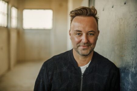 Niels Geusebroek – Because of you